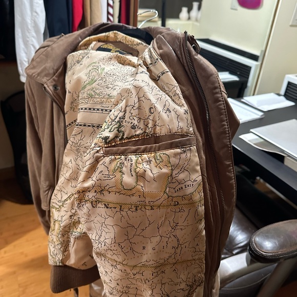 Men’s Leather Jacket - Picture 2 of 3